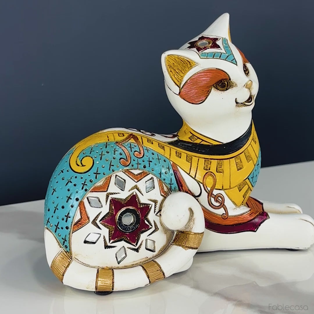 Egyptian White Queen Sculpture Artistic Table Decoration Showpiece